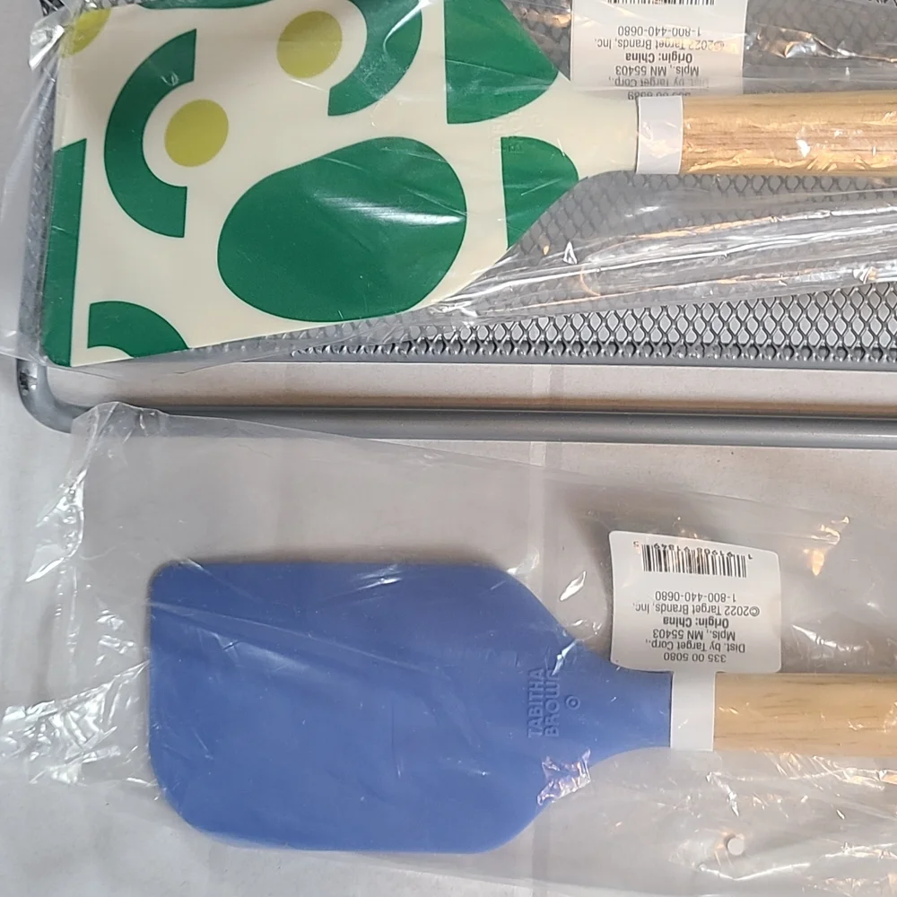 Tabatha Brown Blue and Green Silcone Spatula/Scrapper NIP